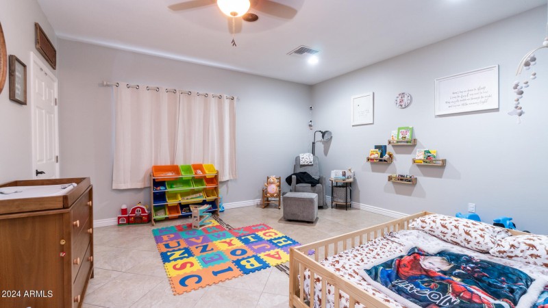 602 W Ridgecrest Rd-106