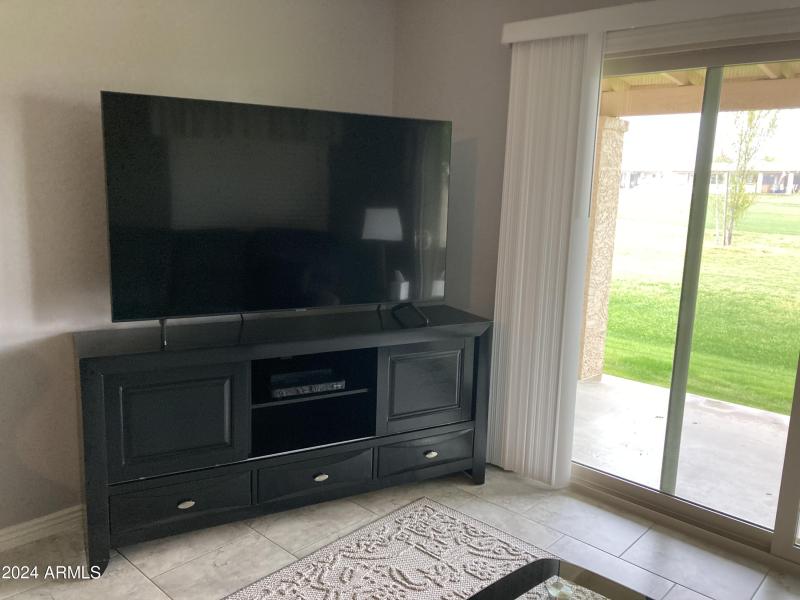 Big screen tv