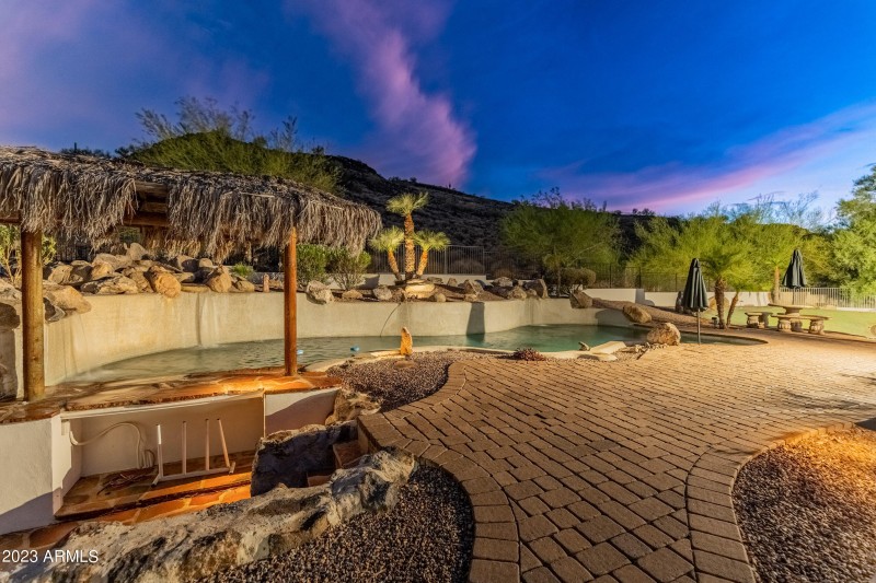 5529 W Pinnacle Hill Dr (small)-72