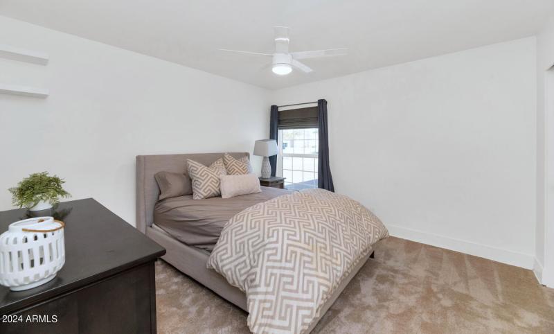 8313 E Carol Way-large-031-069-8313 E Ca