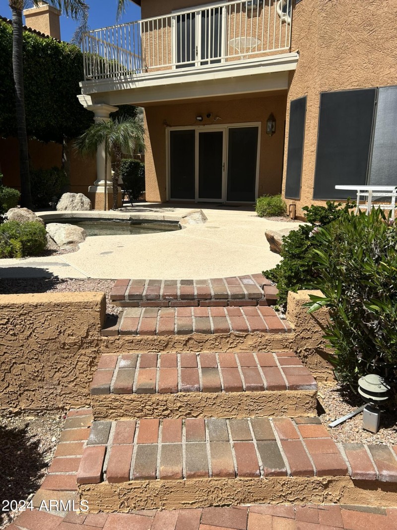 09E214A0-BA8D-4CFA-8292-D8FCDC5AC4B2