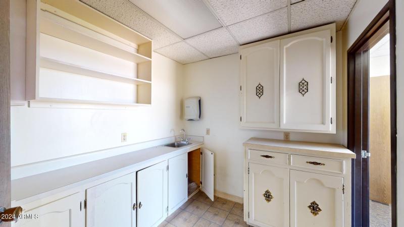 Medical-Bldg-Suite-405-04142024_123641