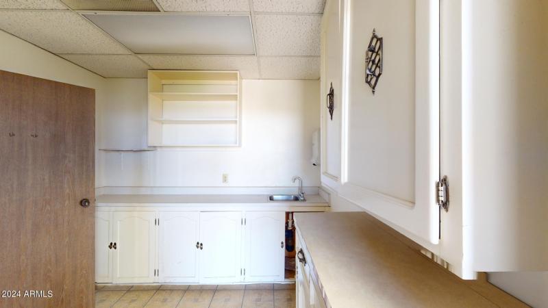 Medical-Bldg-Suite-405-04142024_123801