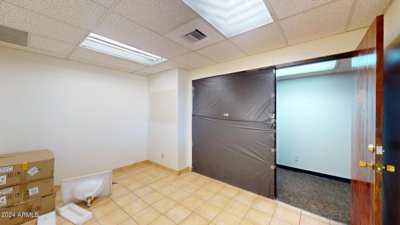 Medical-Bldg-Suite-403-04142024_120522