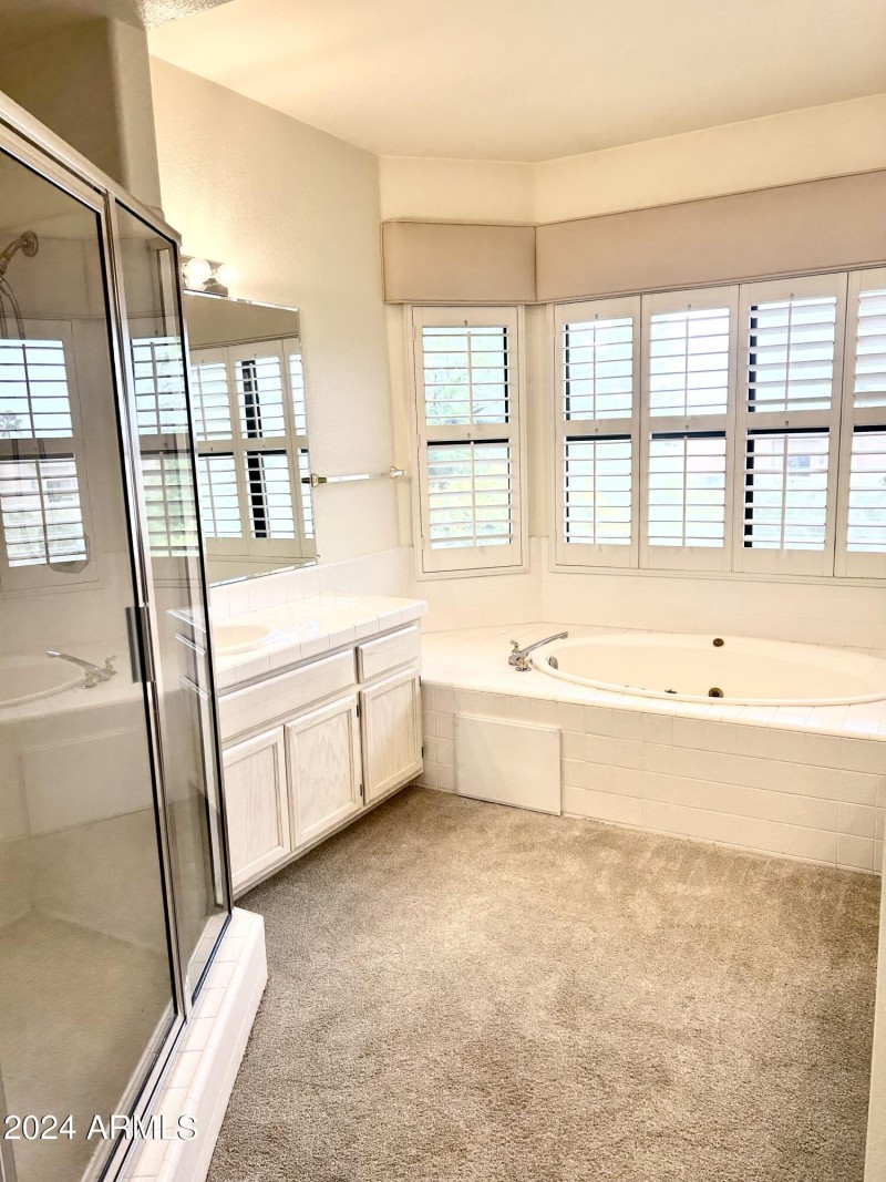 13D0B52C-F6B8-4C10-A34C-0F9F347BE289