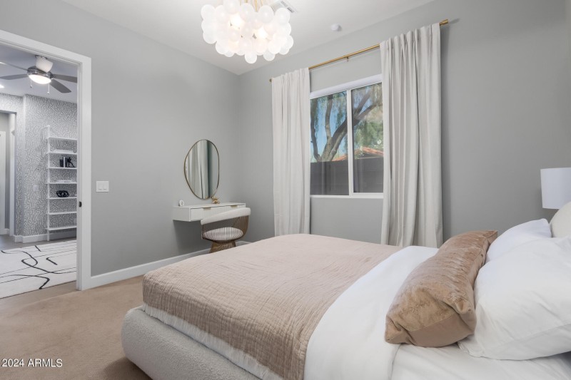 Guest Bedroom 2 with Queen