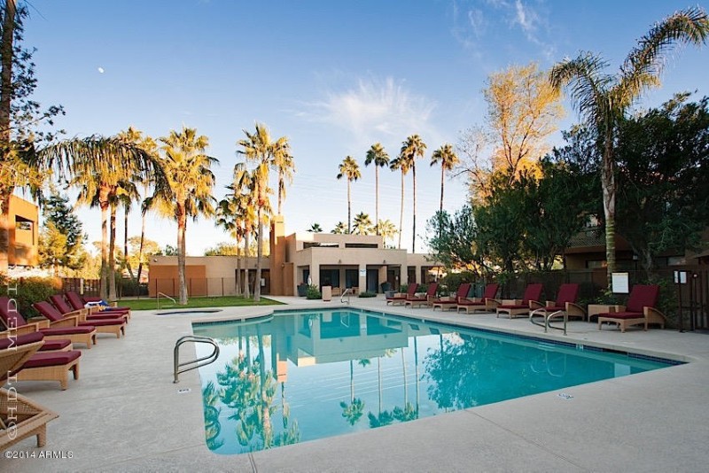 002 Endless Summer Pool