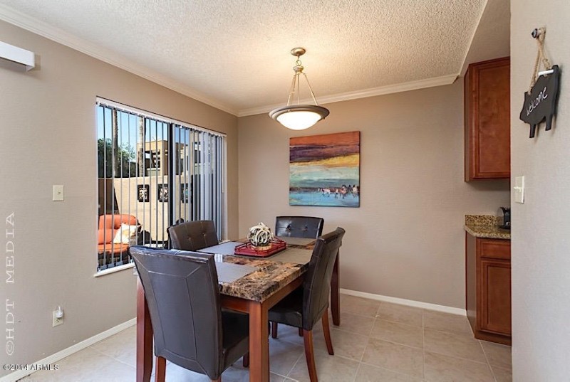 009 endless summer dining II