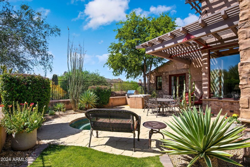 43-web-or-mls-Back Yard Views