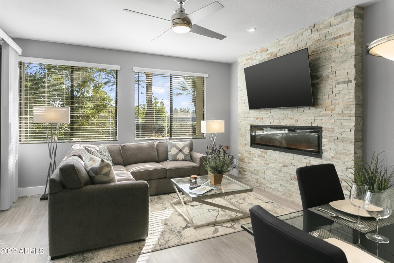 7700EGaineyRanch206-019