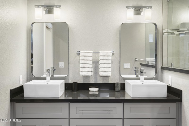 7700EGaineyRanch206-024