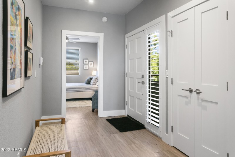 7700EGaineyRanch206-020