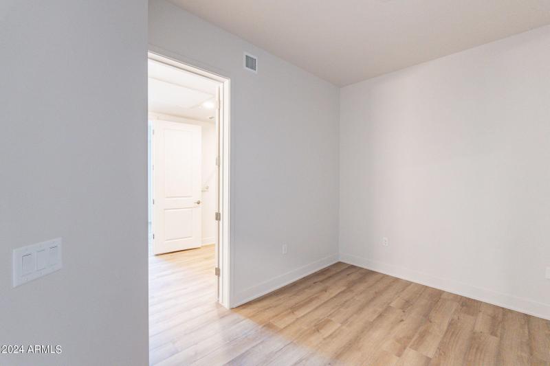 21-web-or-mls-Central - HD-21