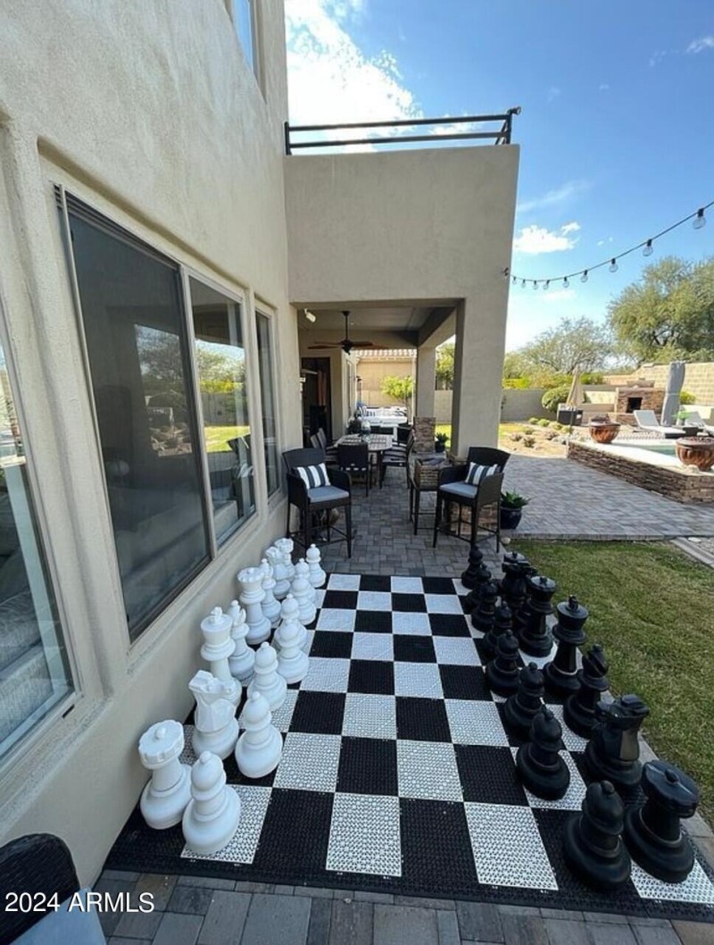 Patio - Chess