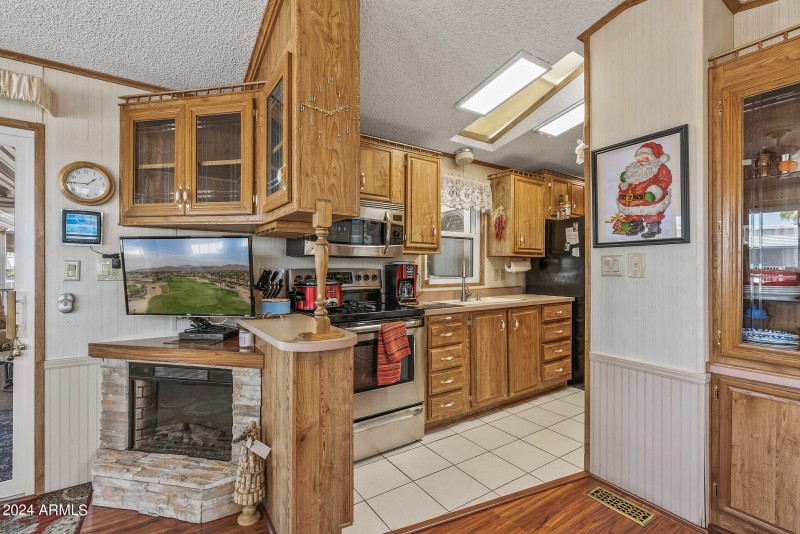 10_17200_W_Bell_L62466_mls