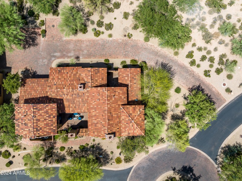 029_38749 N 104th Way2