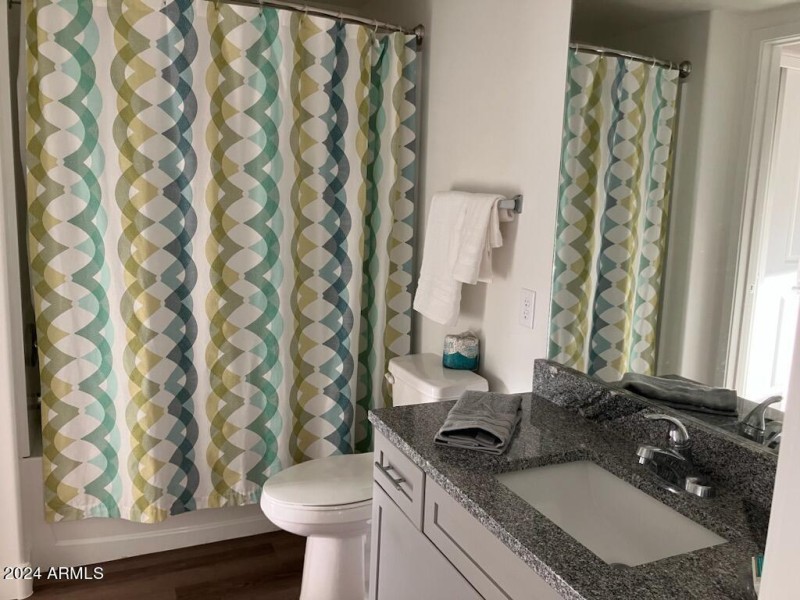 Granite 203 bathroom