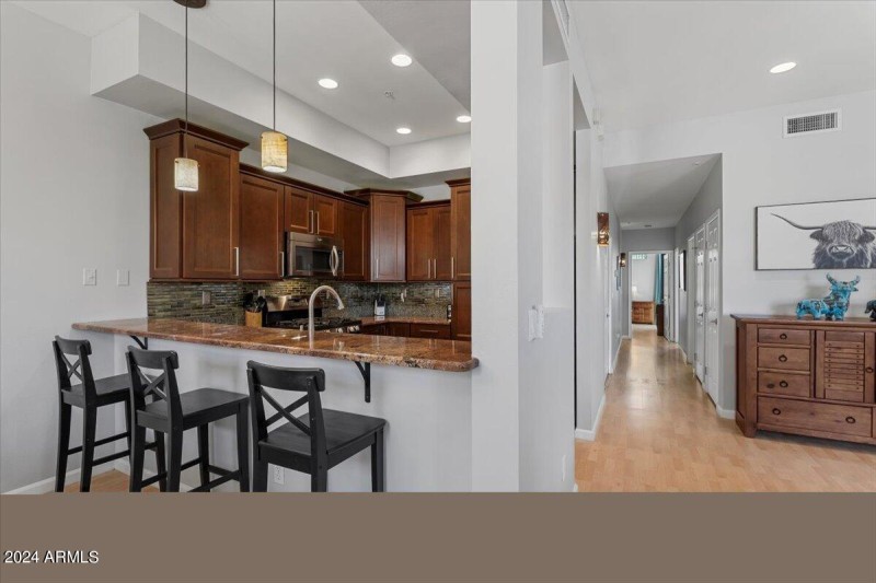 Quick Meal Countertop Seating