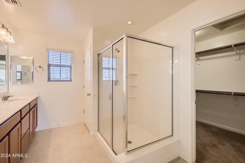 19 2nd Floor Primary Bathroom