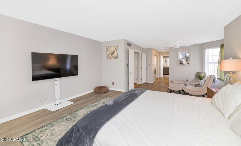 9032 N 83rd St-large-019-001-9032 N 83rd