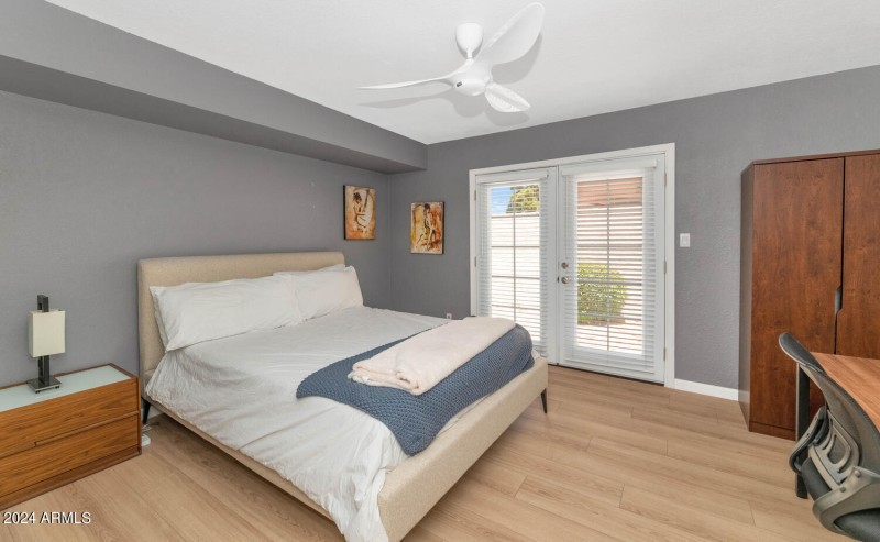 9032 N 83rd St-large-022-019-9032 N 83rd