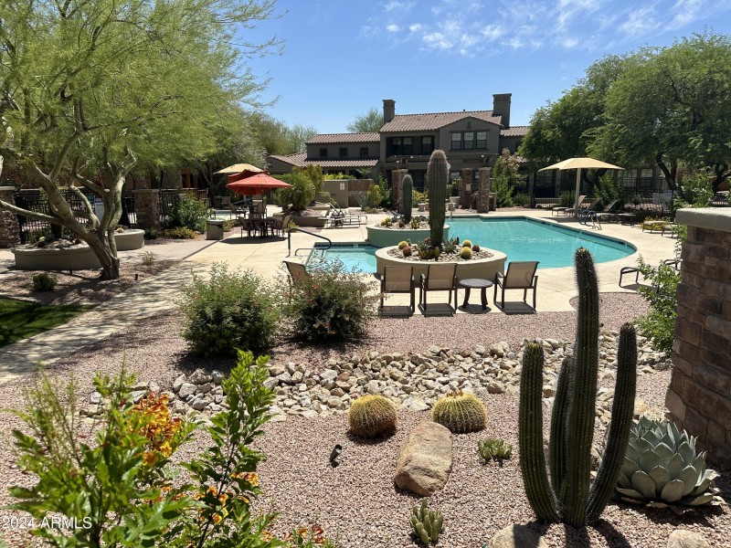 Encore Community Pool (1)