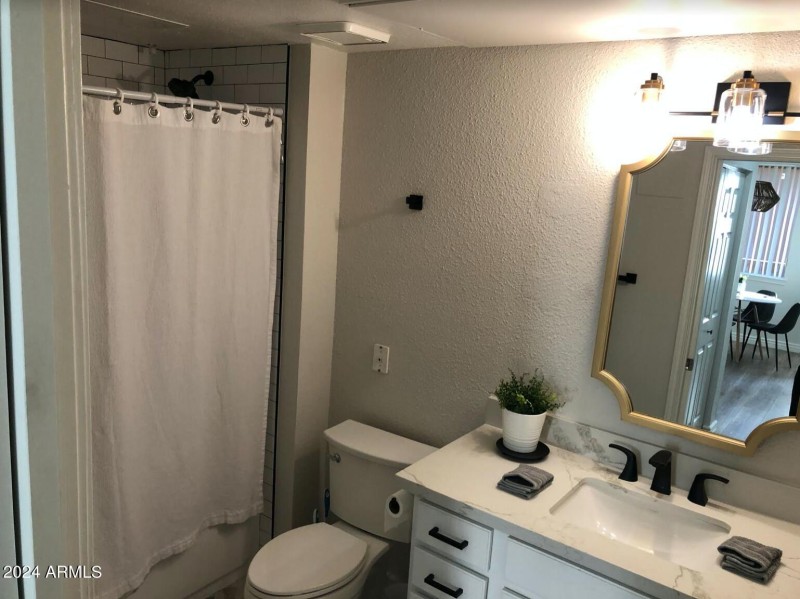 Screen Shot 2021-01-05 at 6.05.20 PM