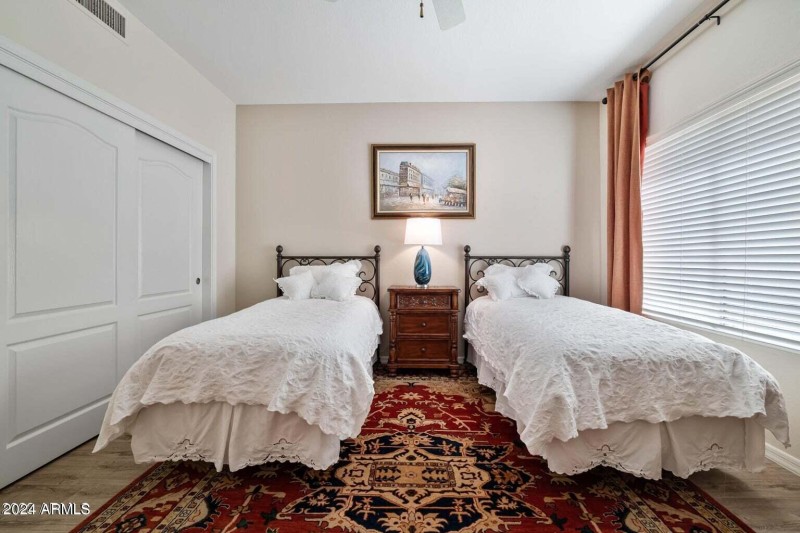 Montana guest room