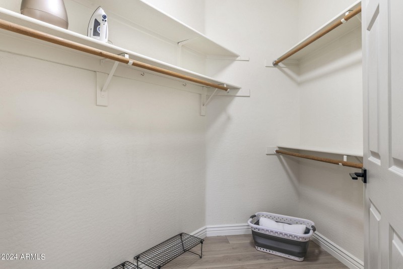 26-web-or-mls-16801-n-94th-st-2015