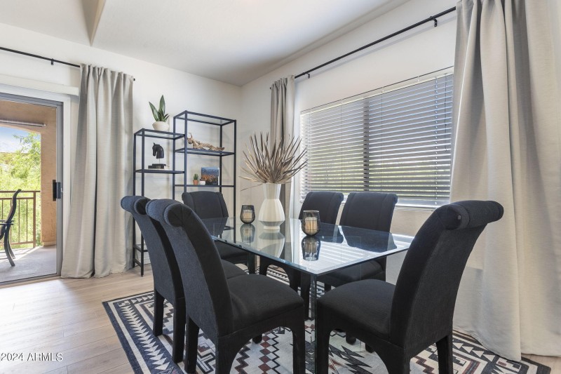 8-web-or-mls-16801-n-94th-st-2015