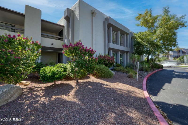 5201 N 24TH St #102 - 095238