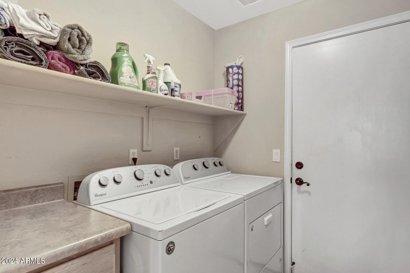 42_4343_East_Mossman_Drive__34_mls