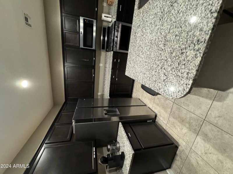 7E2192D5-4F08-42C2-A6D9-89CB27D93B47