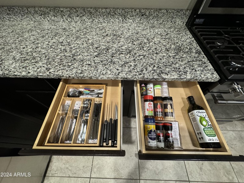 BBC0A409-C159-45C4-8D4C-778E2ED942E3