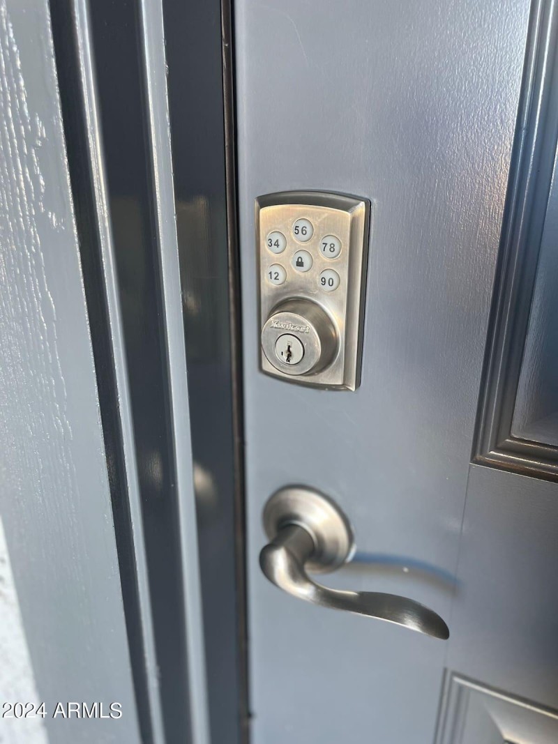 a7f96098-5bad-4932-885d-8c3c3bd1a2ae