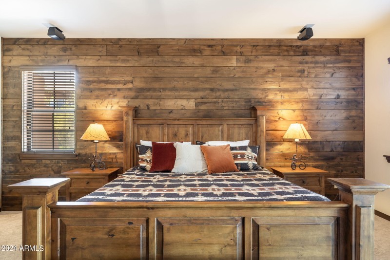 30-web-or-mls-36601-n-mule-train-rd-a5