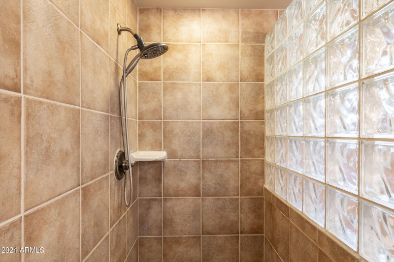 41-web-or-mls-36601-n-mule-train-rd-a5