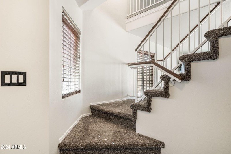 21-web-or-mls-7515-e-laguna-azul-ave