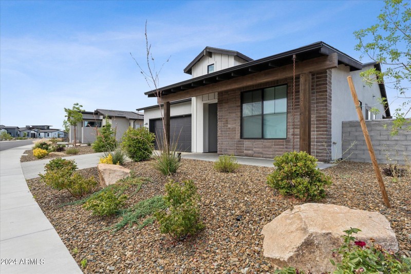 02-002-front-exterior