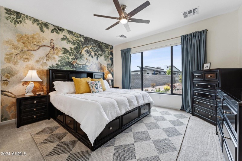 18-018-primary-bedroom