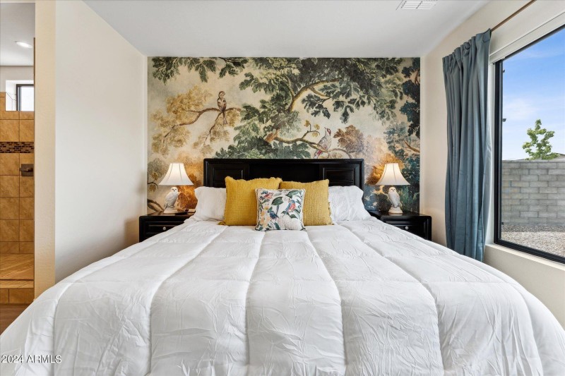 20-020-primary-bedroom