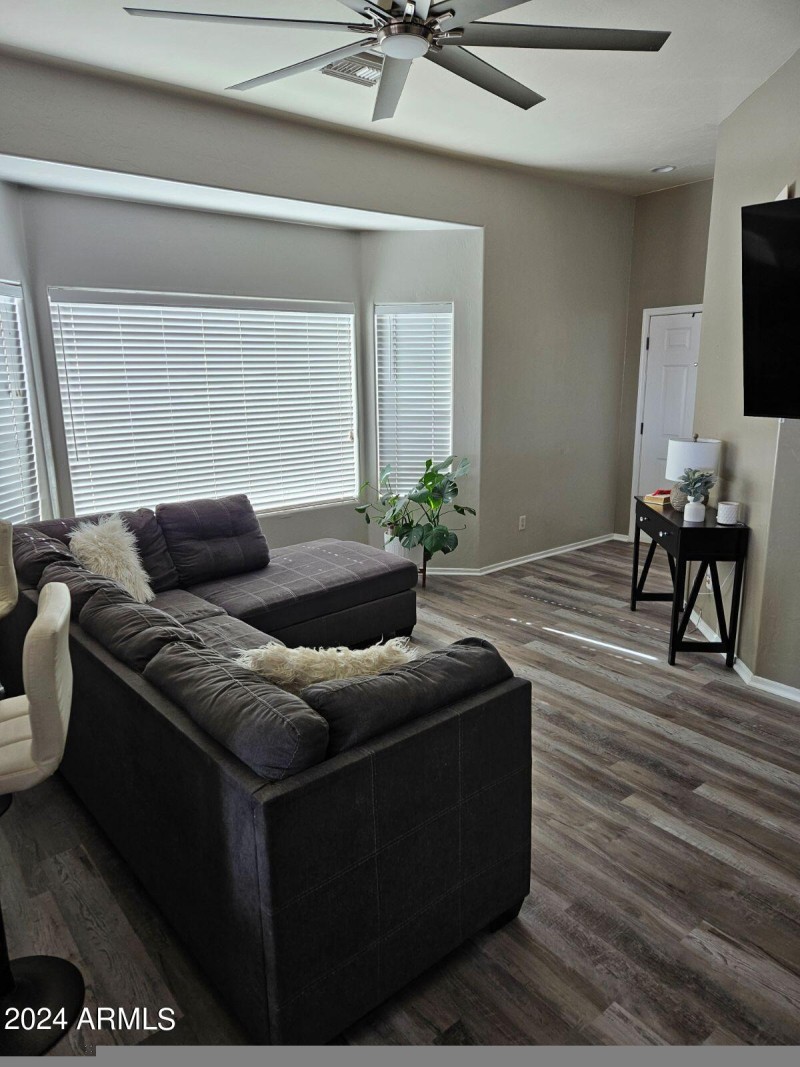 3731 CR new floors living room