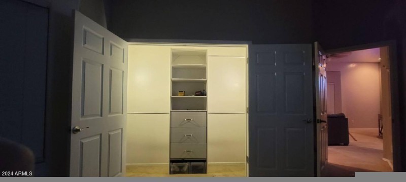 3731 CR closet