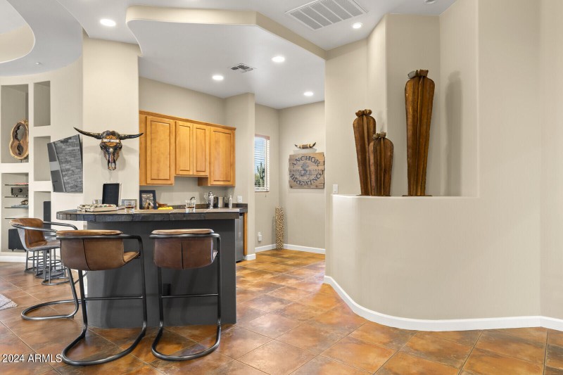 02_11362_E_Dale_Ln__002_mls