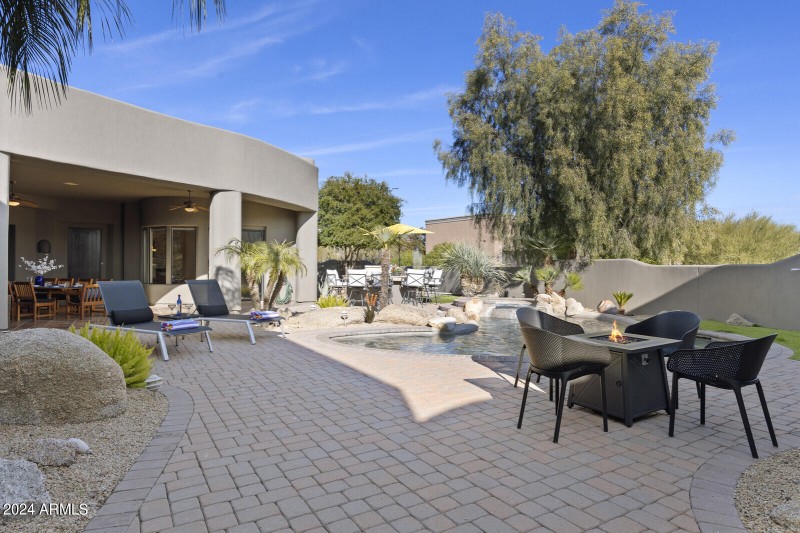 61_11362_E_Dale_Ln__061_mls