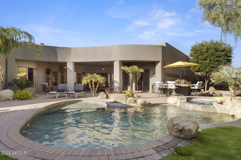 65_11362_E_Dale_Ln__065_mls