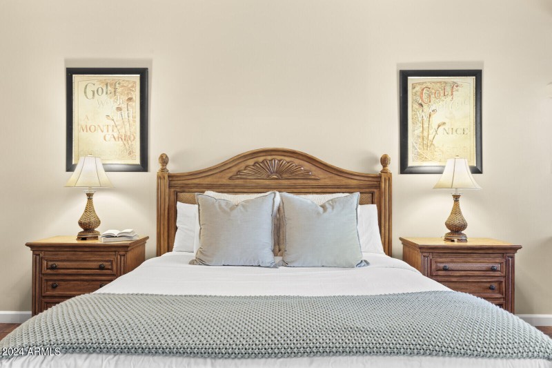 73_11362_E_Dale_Ln__073_mls