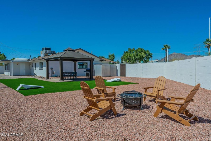 b98d1dee-c108-4a64-8a07-7d50c488640d