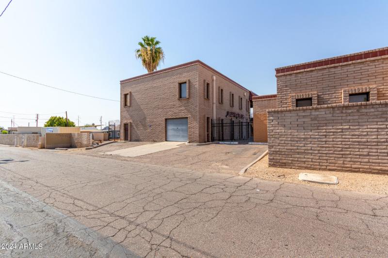 0003-03 - 59th 7122 UNIT 102 & 201