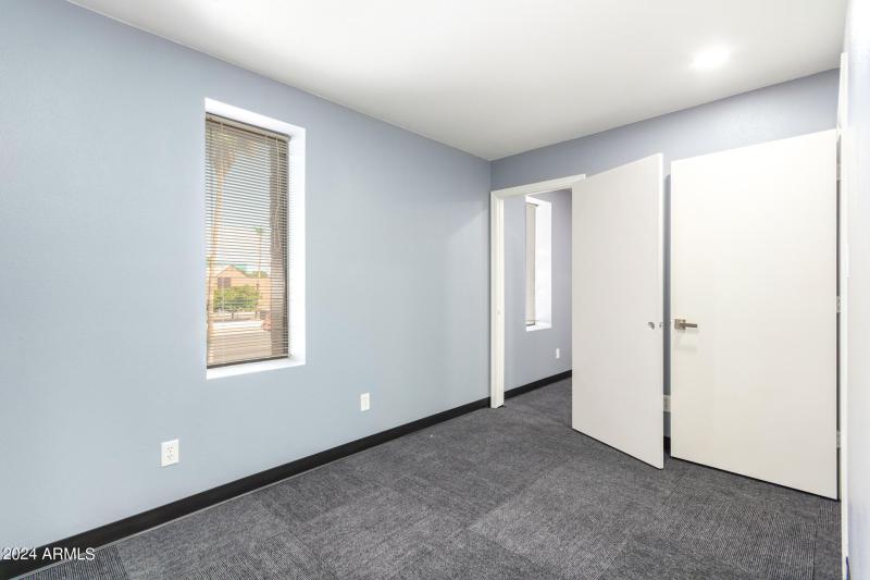 0016-16 - 59th 7122 UNIT 102 & 201